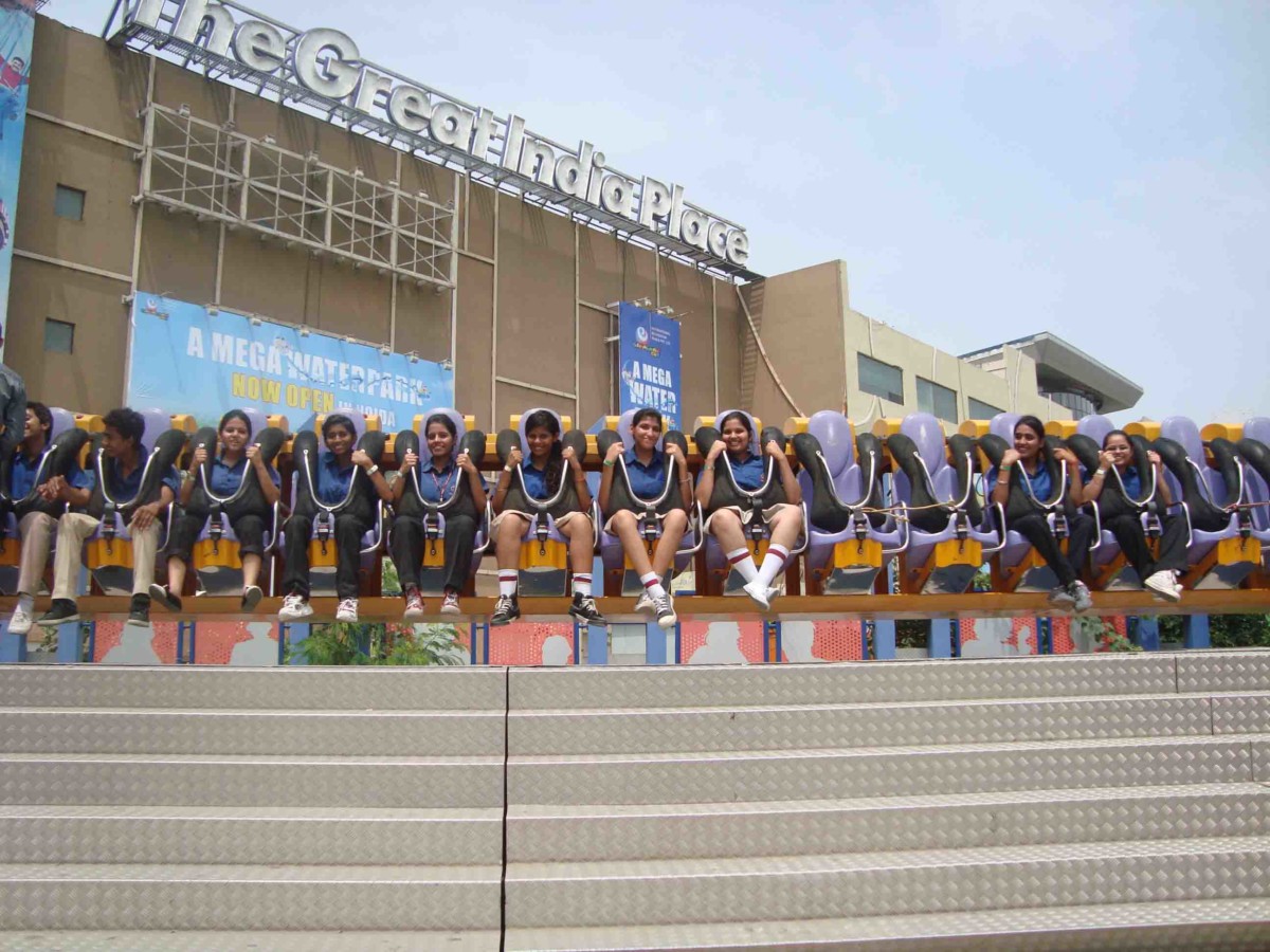 Students of Classes XI-XII enjoying their class picnic at ‘World of Wonders’ – Noida (22nd Aug’13)