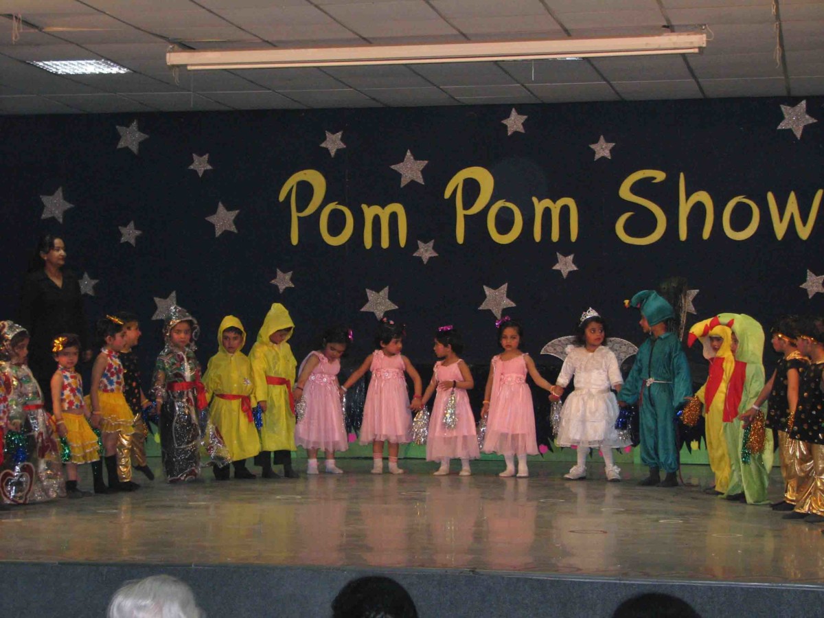 Pom Pom Show 2014 for Class PlayGroup – SSB